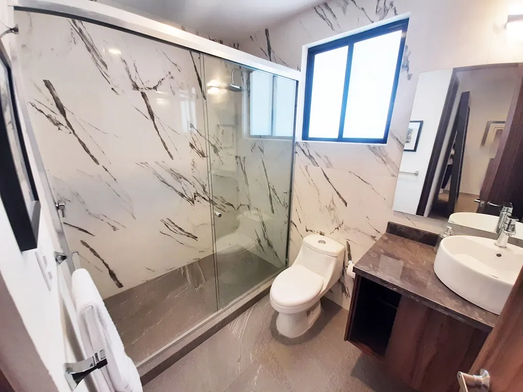 baños completos con terminados de lujo