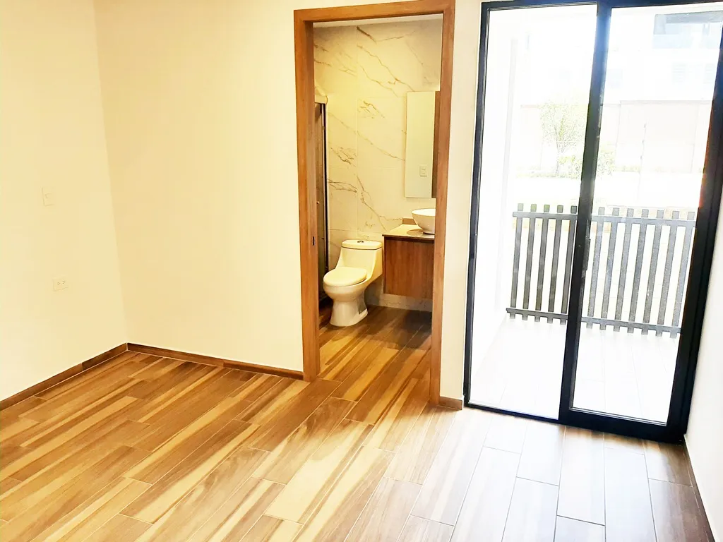 recamaras secundarias con baño completo cada una