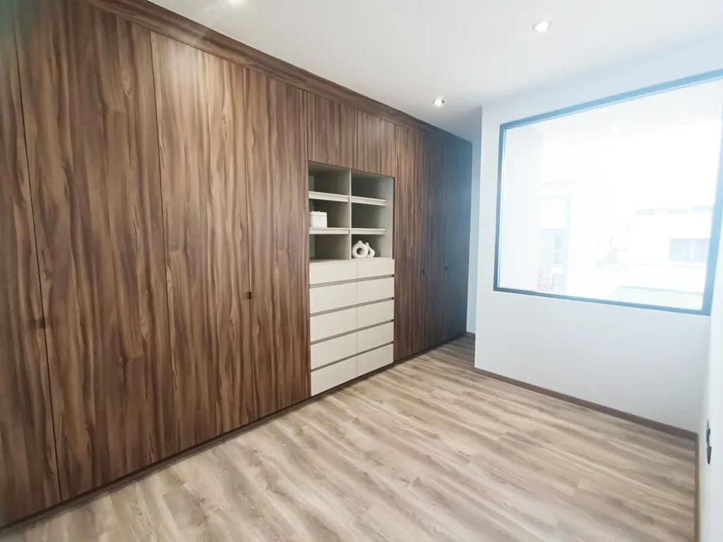 recamaras secundarias con closet y baño completo cada una