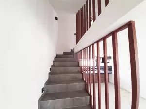 escaleras muy amplias