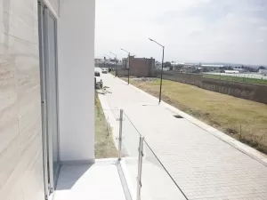 balcón en recamara principal