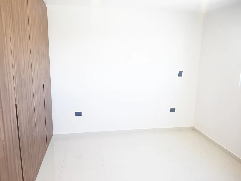 recamaras secundarias muy amplias con closet