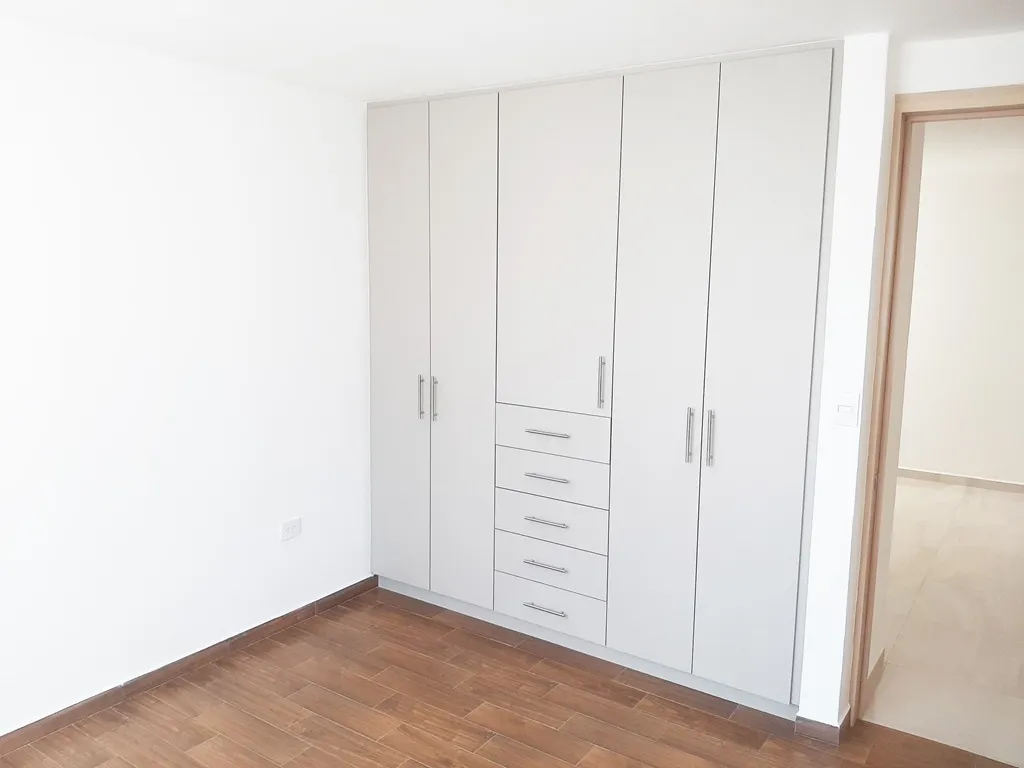 recamaras secundarias con closet