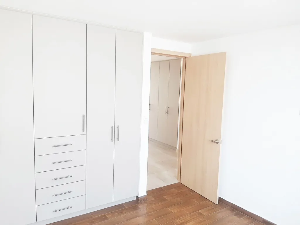 recamara secundaria con terminados de lujo