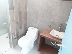 baño completo principal