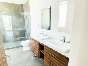 2 baños completos de lujo