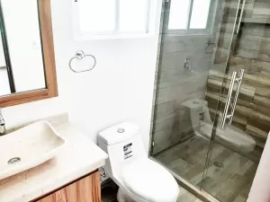 2 bañoc ompletos con terminados de lujo