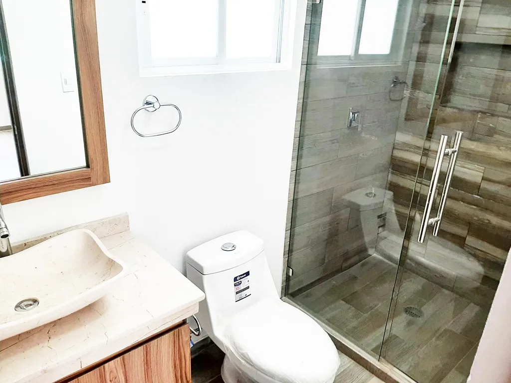 2 bañoc ompletos con terminados de lujo