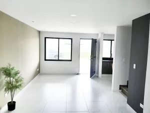 sala comedor con cocina integral abierta