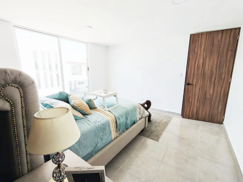 recamara principal con iluminación natural