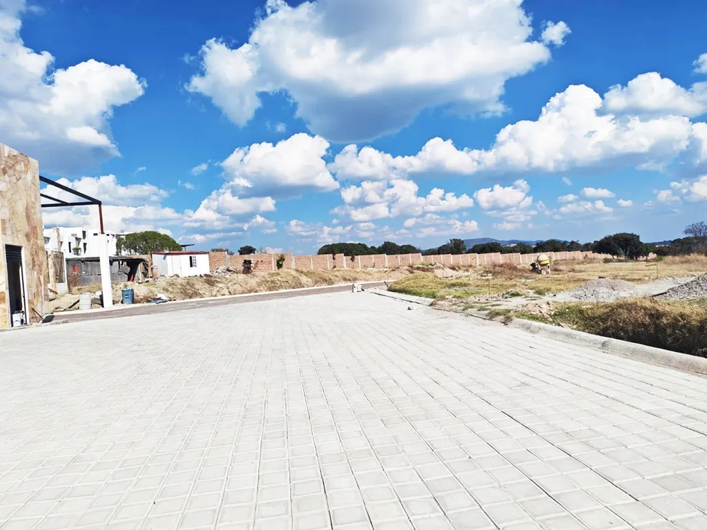 lotes residenciales con todos los servicios