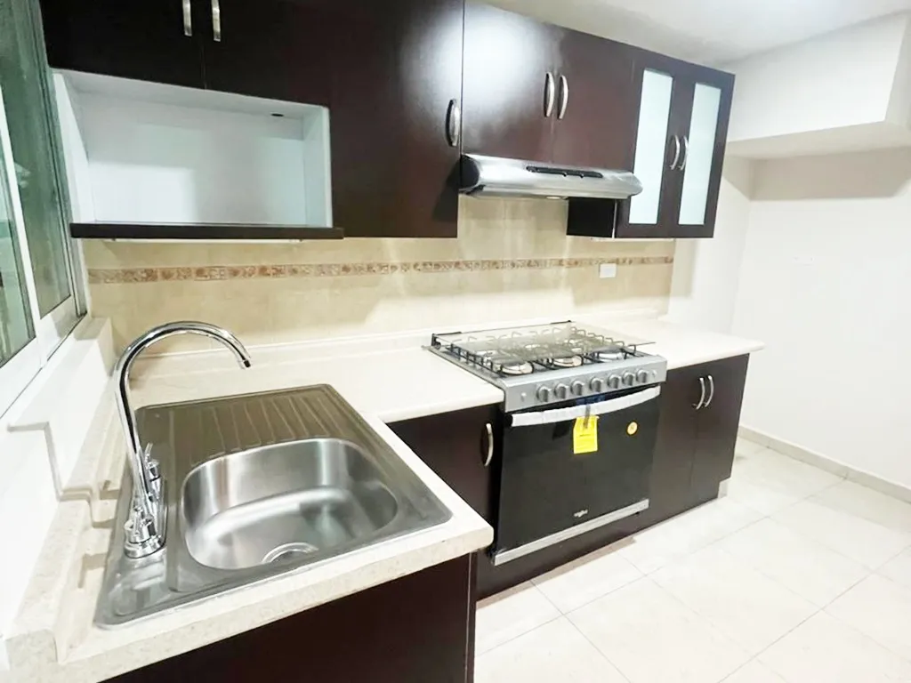 cocina integral con barra desayunador