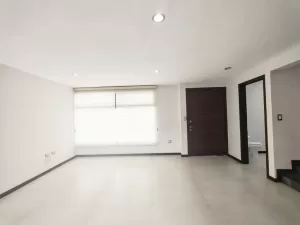 fraccionamiento a 2 calles de la udlap