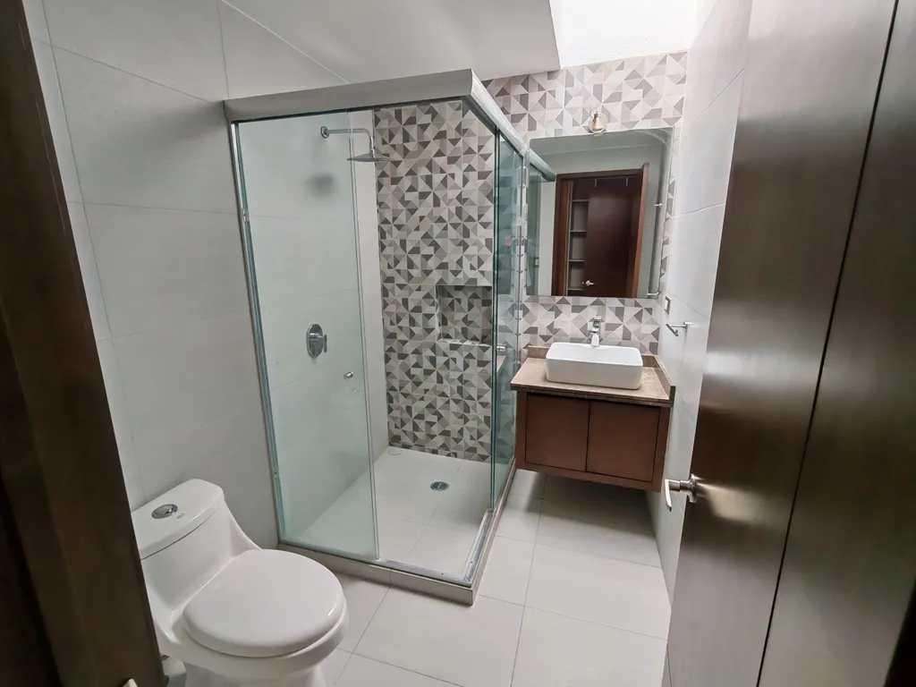 baños de lujo en cada recamara