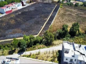 terreno con todos los servicios