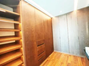 La vista Country Club vestidor en cada recamara con aire acondicionado