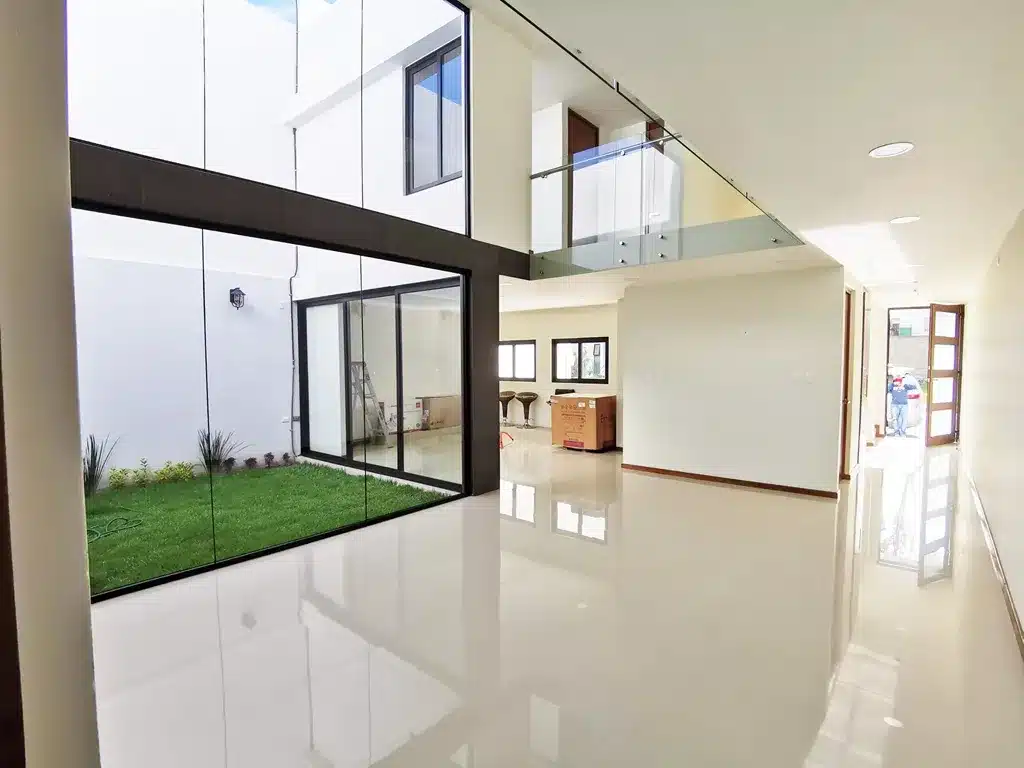 construimos lujos, tu escoges los acabados