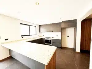 Angelópolis Foresta 64 hermosa cocina integral de diseñador