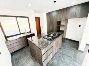 Finca Las Memorias 30 cocina integral de diseñador con barra en granito
