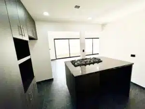 Finca Las Memorias 30 hermosa cocina integral abierta con vista al jardín