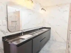 Angelópolis Parque Colima 14 casa con terminados de lujo, baños con barra de marmol