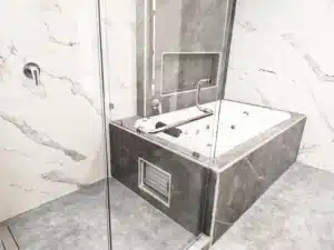 Angelópolis Parque Colima 14 recamara principal con vestidor y baño con tina de hidromasaje