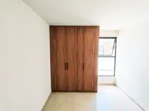 recamara secundaria con luz natural