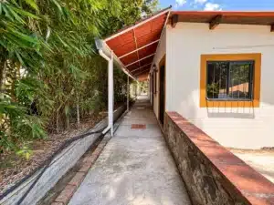 Rancho Cortijo Atlixco rancho con casa para vigilantes y bardeado todo el terreno