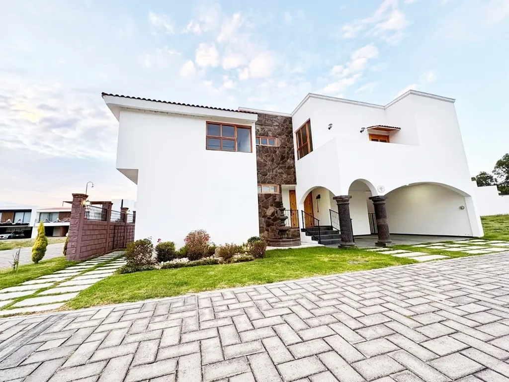 hernosa casa en atlixco, fraccionamiento residencial
